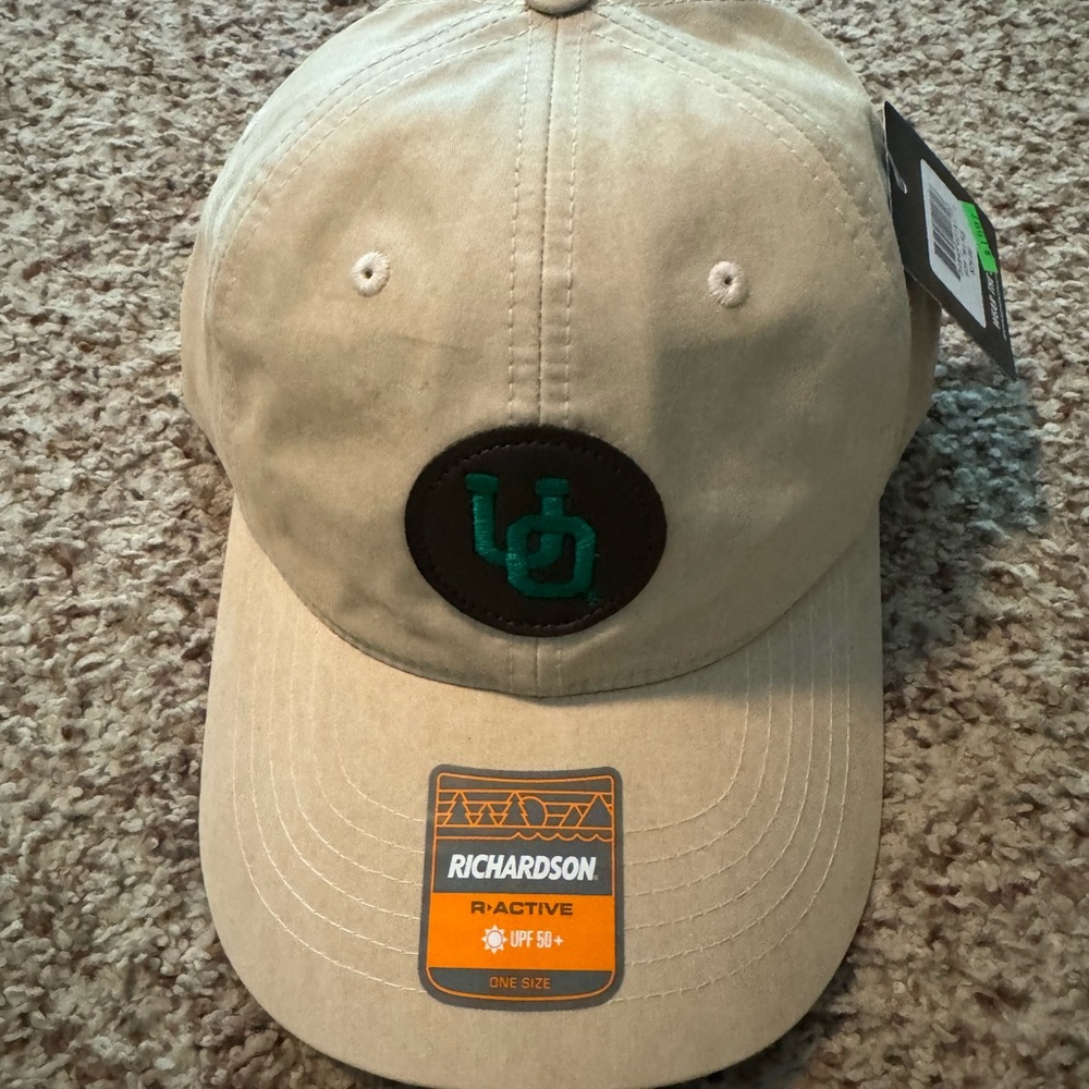 Oregon Ducks Richardson Beige Cap with Green Logo